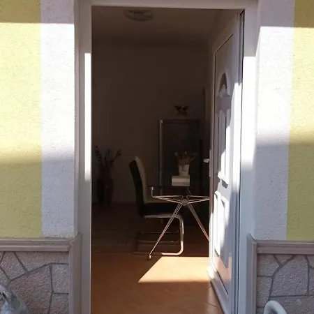 شقة Marko, *
